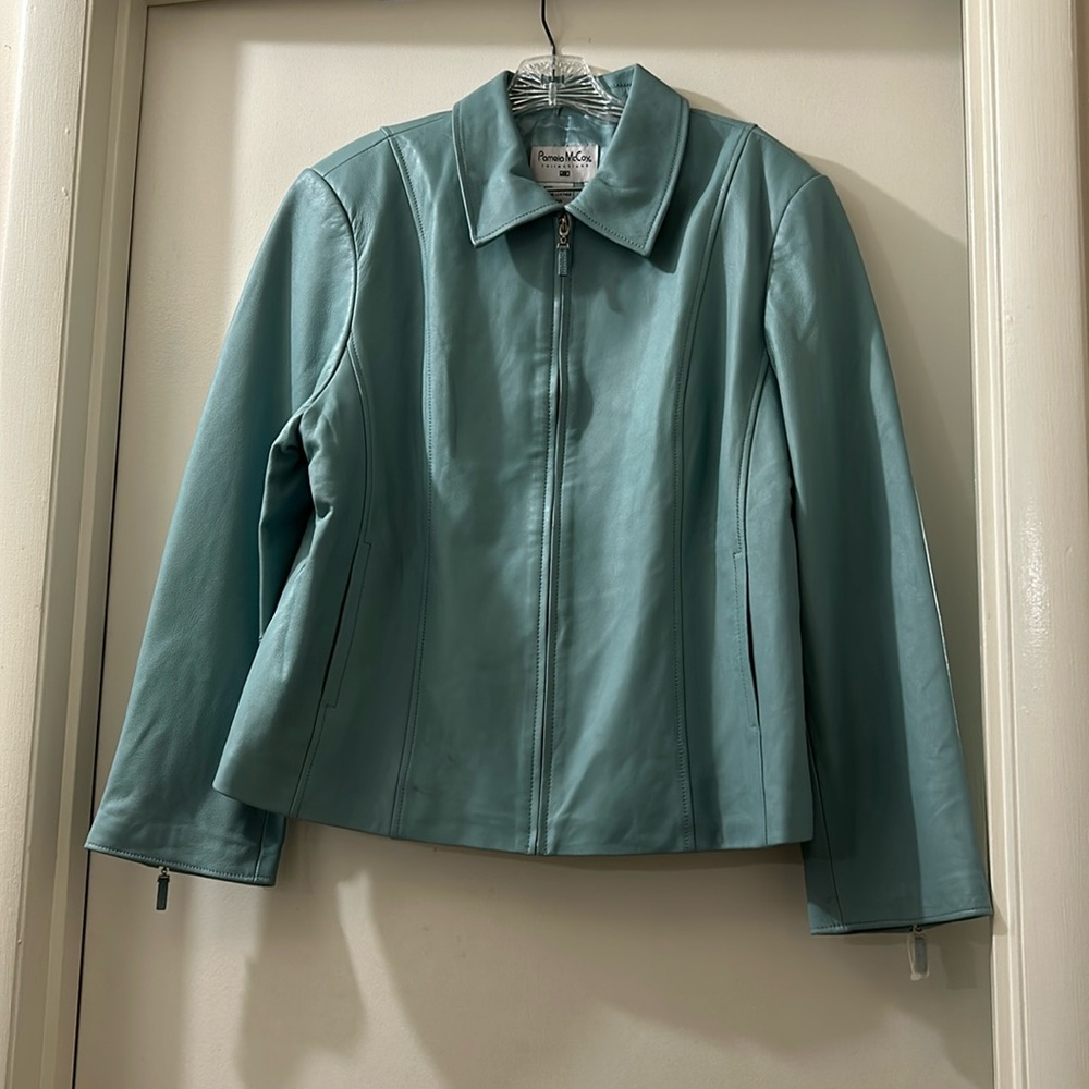 Never worn Pamela McCoy 100% Genuine Leather jacket size 1X (extra large)